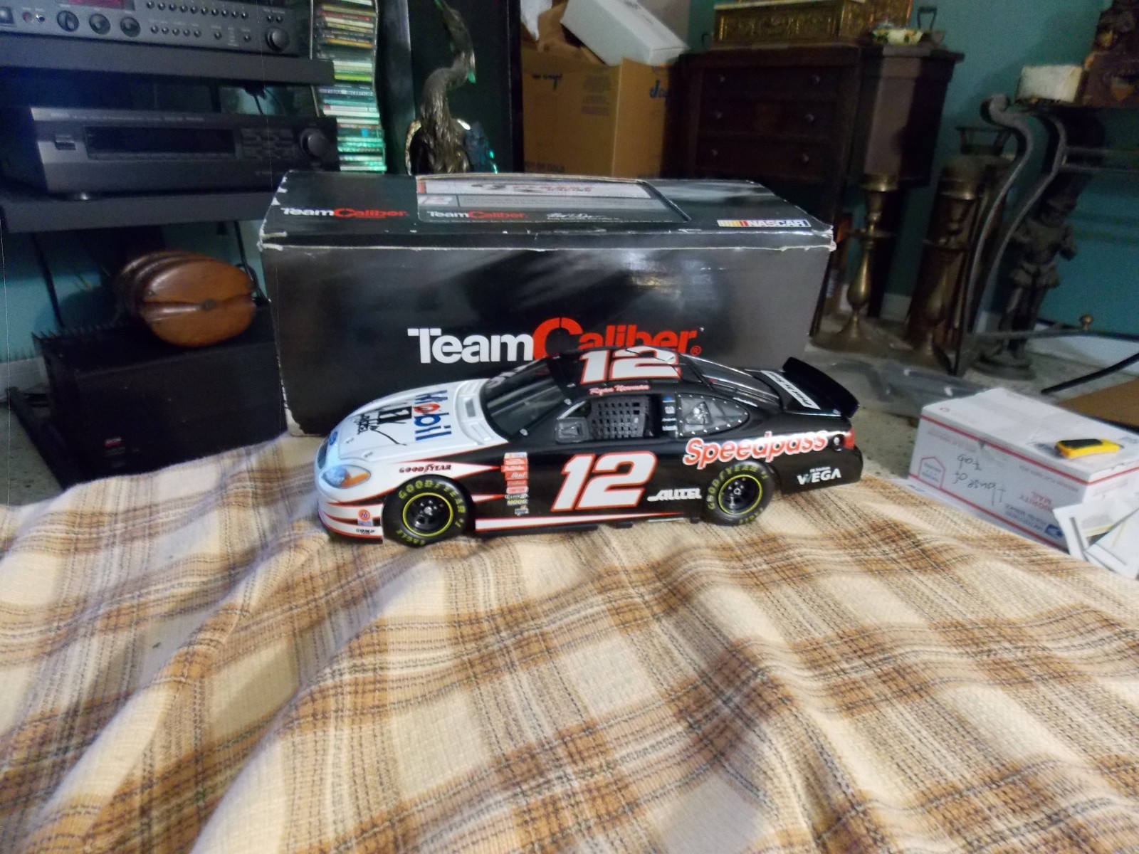 Picture 2 of 6