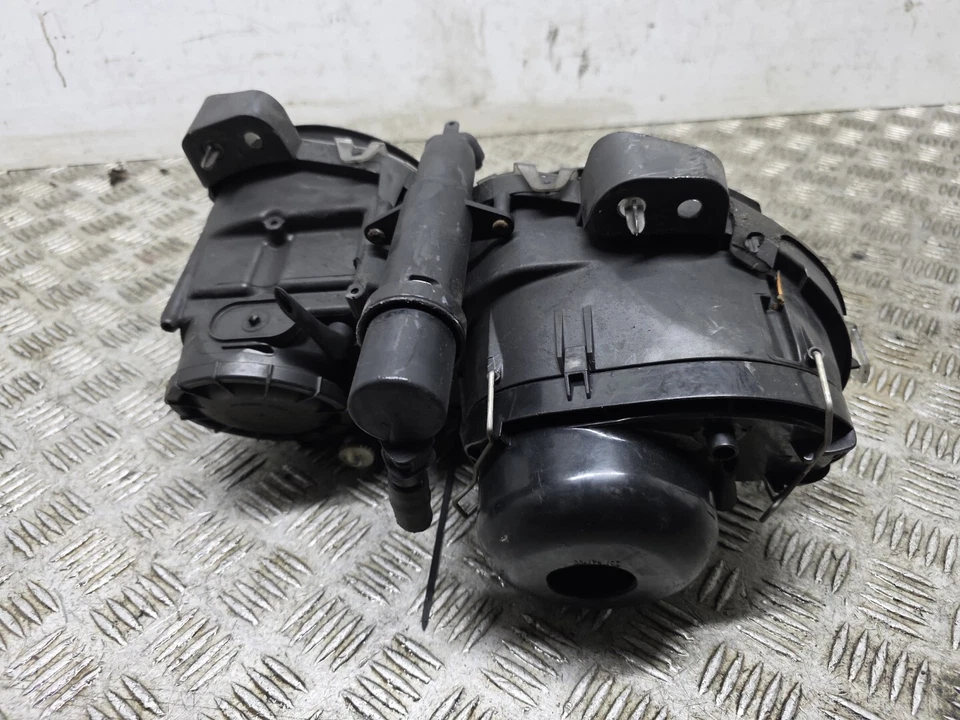 Jaguar X-type Sovereign Mk1 5dr Estate 2007-2008 Headlight (n/s) 1LL238006-11 - Image 4 of 4