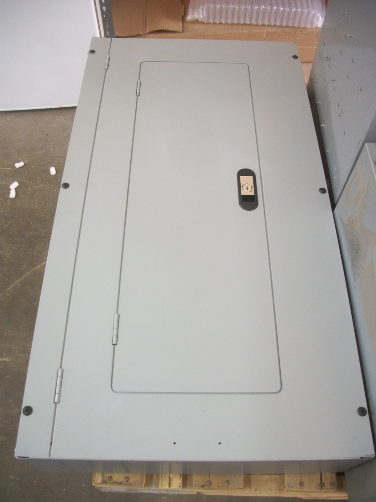 SIEMENS P1 LOAD CENTER PANELBOARD P1E30ML250ABST 250AMP 480Y/277VOLT 3PH 4W NOB