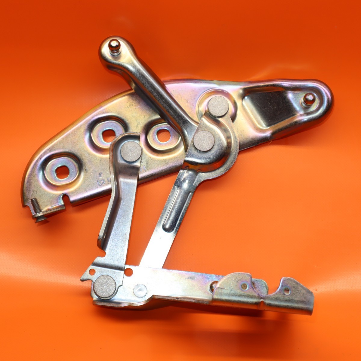 BENTLEY GT HOOD HINGE LEFT RIGHT 2011 2012 2013 2014 2015 3W0 823 302 J OEM