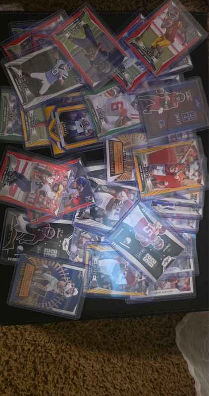 2023 Leaf Sporting Cards lot of 33
