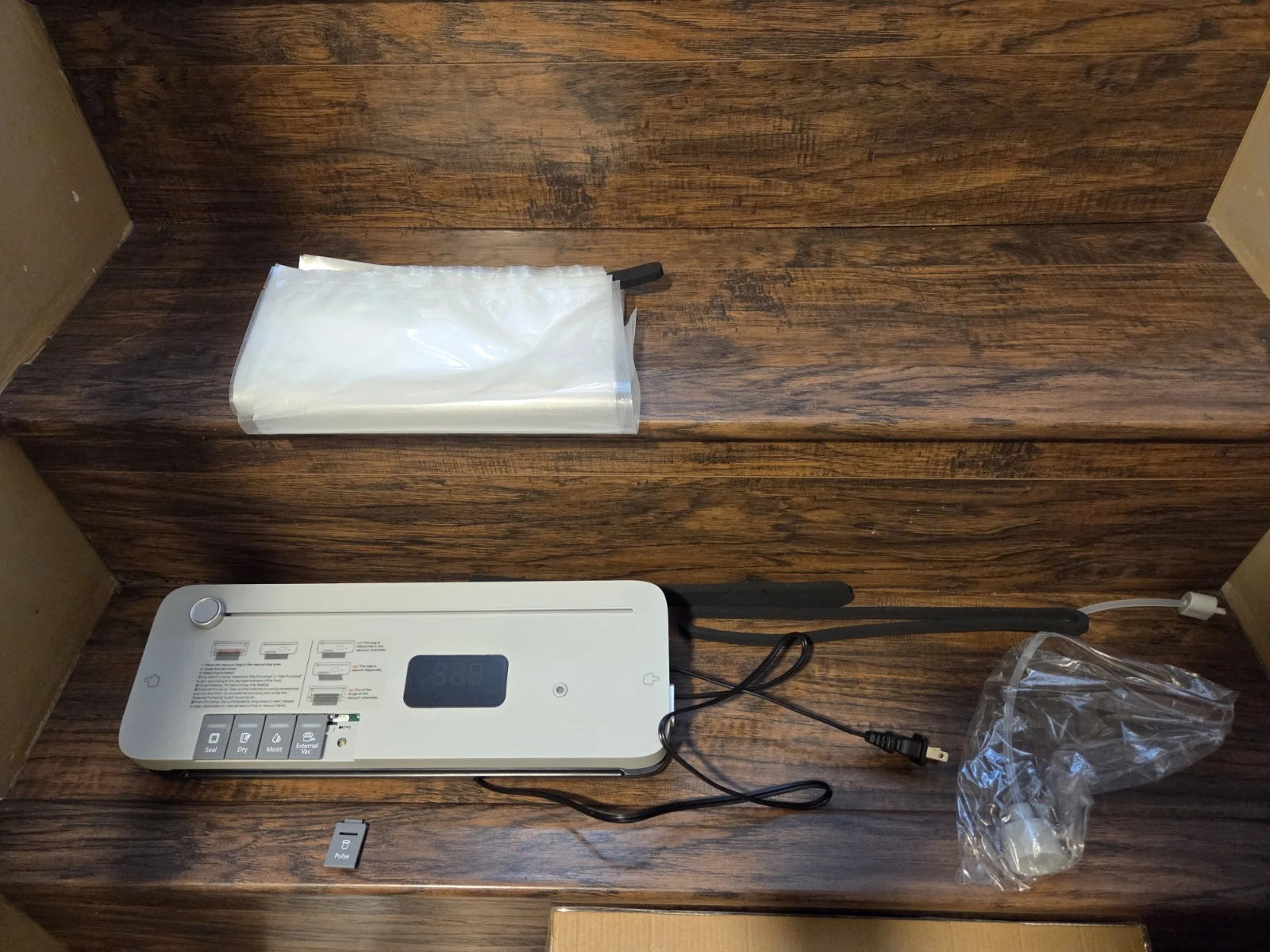 Multifunctional Vacuum Sealer And Cutter Machine (Read)