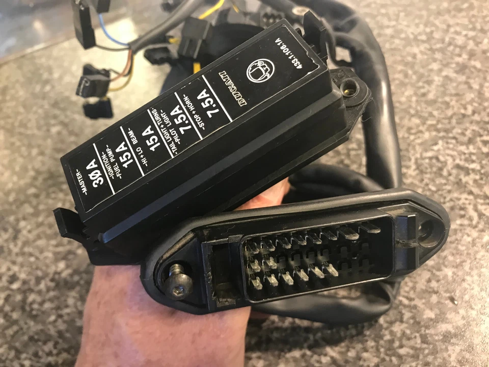 Faro/interruptores telar cableado principal delantero carburado Ducati 900SS 750SS 91-98 Foto 2 de 4