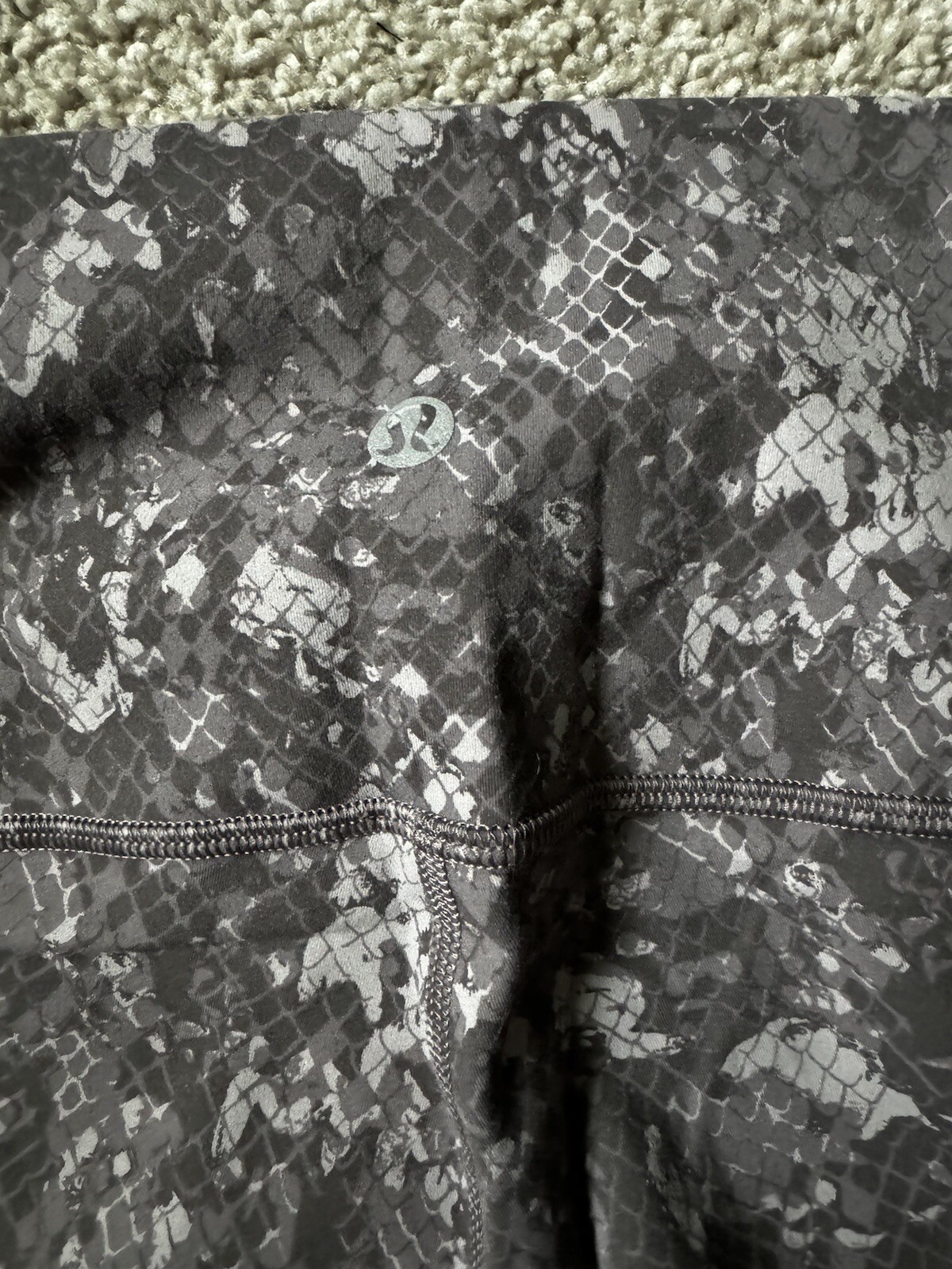 Lululemon Wunder Under Purple Python Leggings 6 2… - image 3