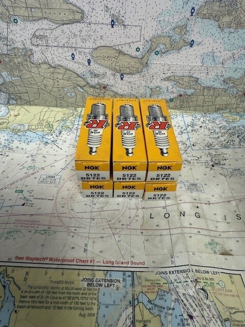 NGK pack of 6 #BR7ES Spark Plug 5122.