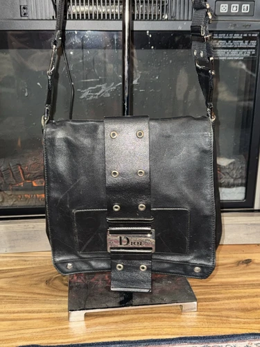 Sac bandoulière Christian Dior noir street chic Columbus messager cuir