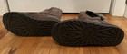 Women's UGG Australia Bailey Button 5803 Boots Sz W6 Chocolate Leather Sheepskin — photo 7