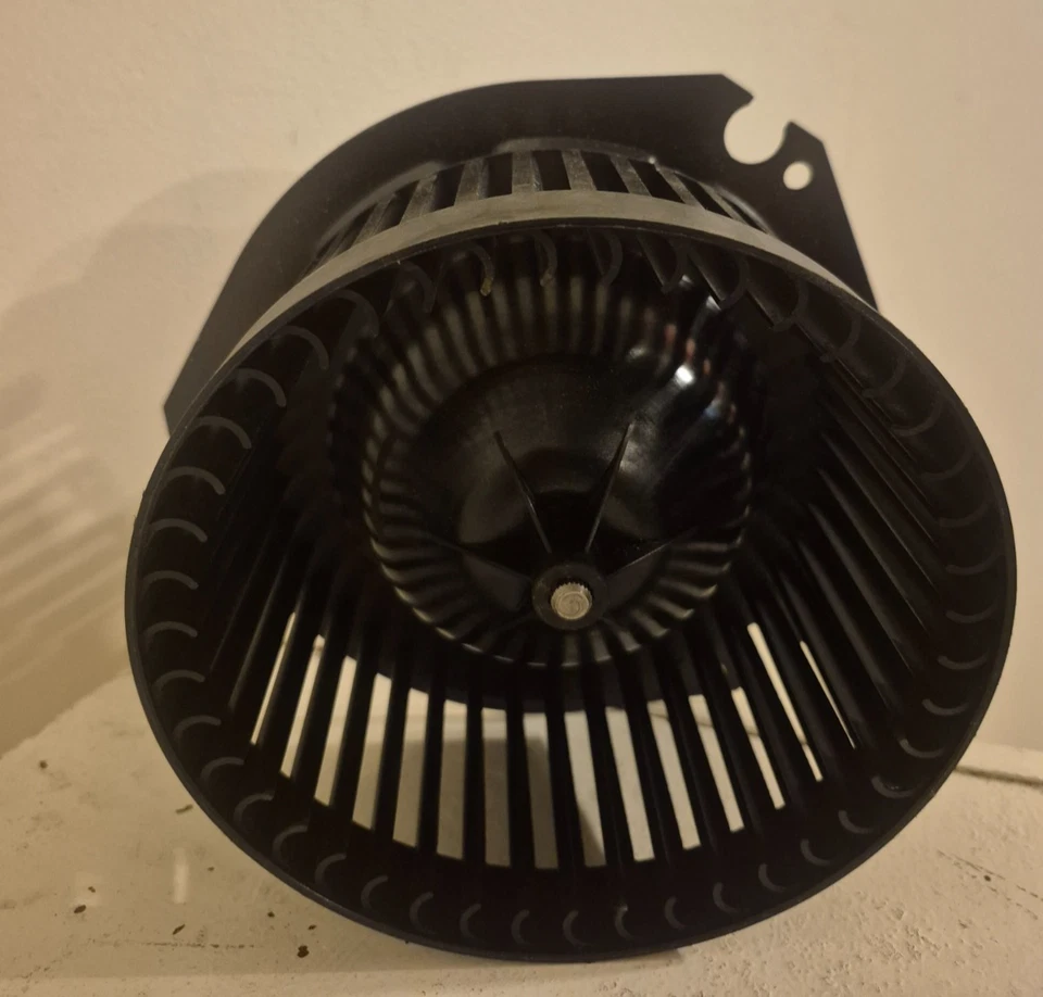 VDO PM9192 吹风机电机 后部 2000 - 2020 凯迪拉克凯雷德 GMC — 第 4/4 张图片