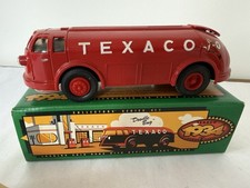 ERTL TEXACO 1934 Diamond T. Tanker Doodle Bug Coin Bank