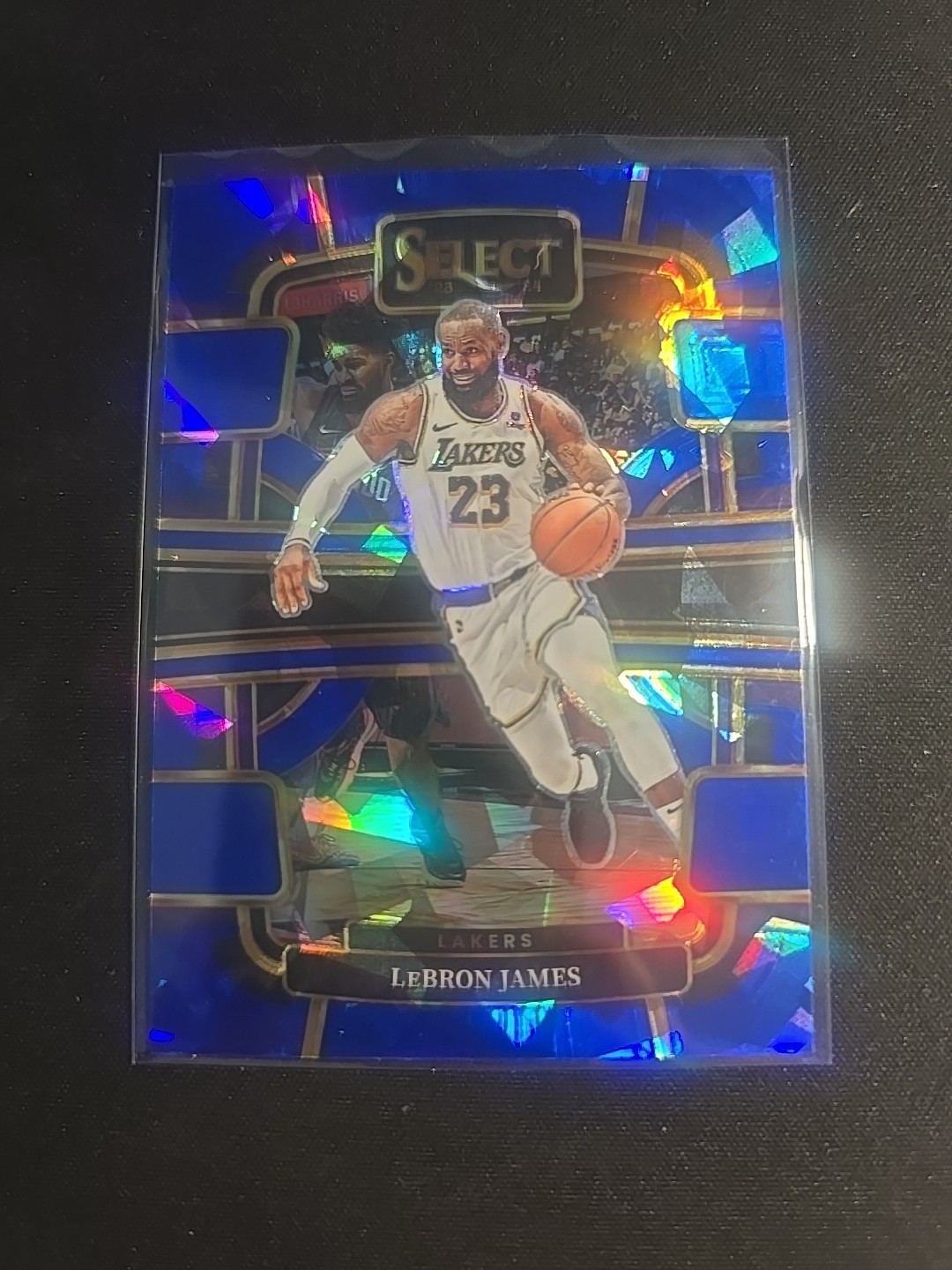 2023-24 Panini Select LEBRON JAMES Blue Cracked Ice Prizm SP Lakers #66