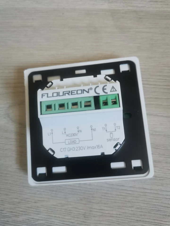 2 X Programmable Room Thermostats - Image 2 of 3