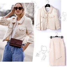 CHANEL 07A Creme Ivory Gold Chain Trim Wool Tweed Jacket Skirt Suit 38 US6