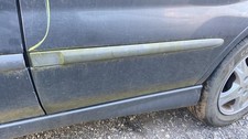 Baguette de porte Nissan ALMERA TINO