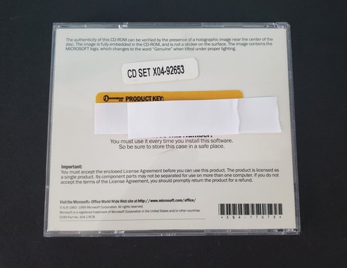 Microsoft Office 2000 Small Business Upgrade 2 Discs X04-92653 - Picture 4 of 4