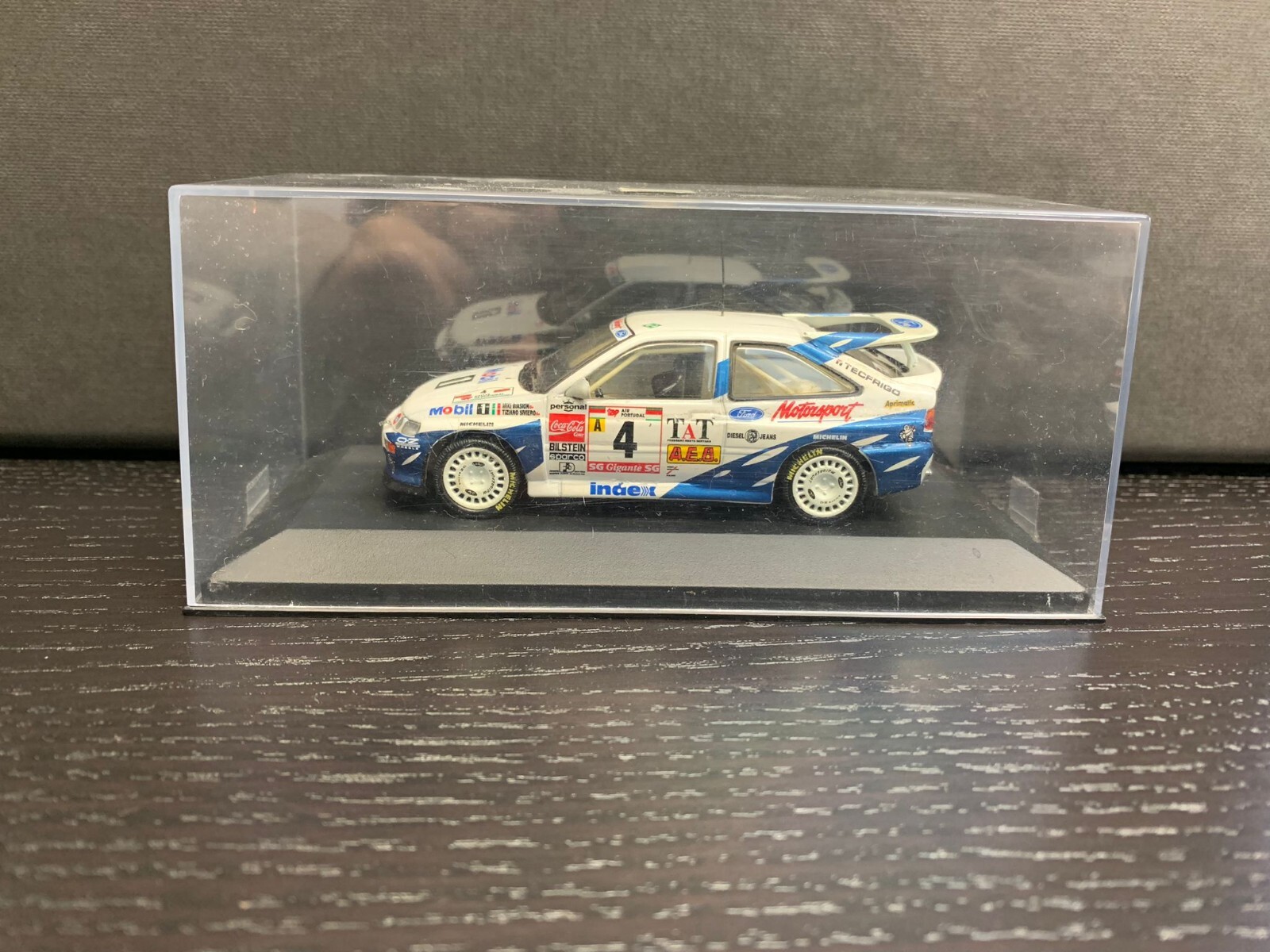 Picture 1 of 6