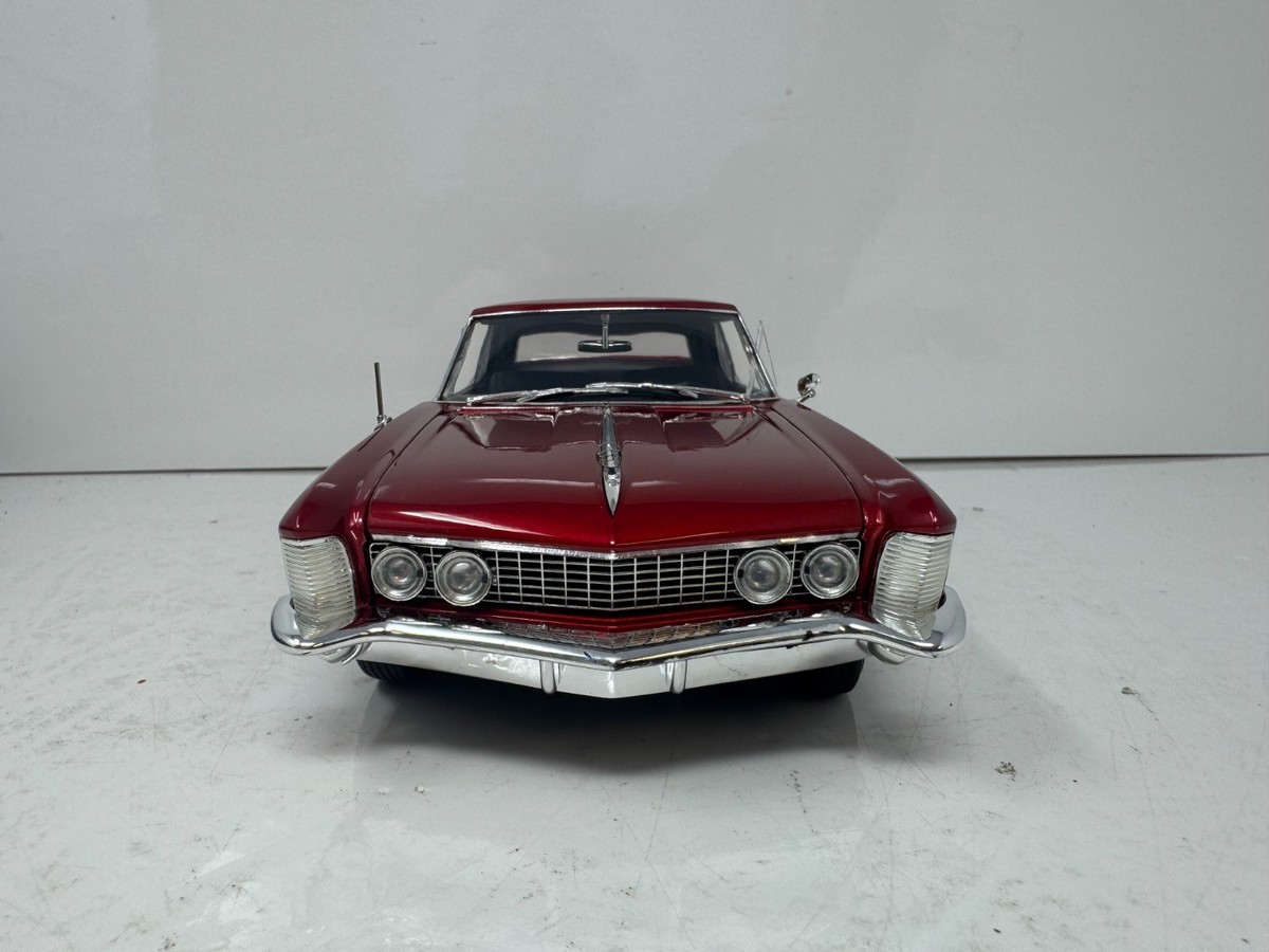 ACME Tommy Ivo 1964 Buick Riviera 1:18 Diecast Limited Edition 1
