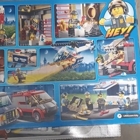 LEGO City Police Museum Break-In 60008 Light Brick 563 pcs Ages 6-12