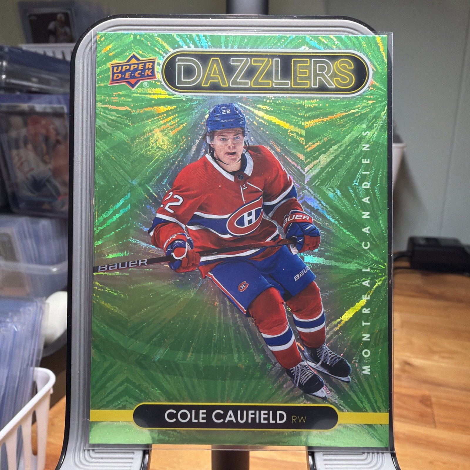 2021-22 Upper Deck Series 1 - Dazzlers Cole Caufield #DZ-25 Green (RC)