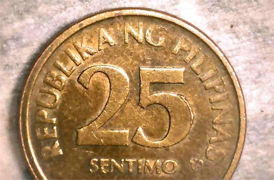 PHILIPPINES 25 SENTIMO 2014 DOUBLE DIE ERROR - Image 4 of 4