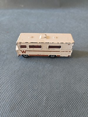 Vintage 1976 Tomica Winnebago Chieftain Motor Home F1 1:97 Scale  display picture 1