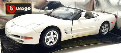 Burago 1/18 Scale Diecast 3376 - 1998 Chevrolet Corvette Convertible - White