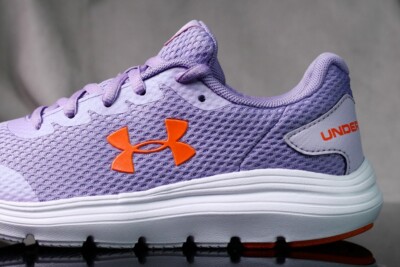 UNDER ARMOUR SURGE II shoes for girls NEW & AUTHENTIC, size (YOUTH) 5.5
