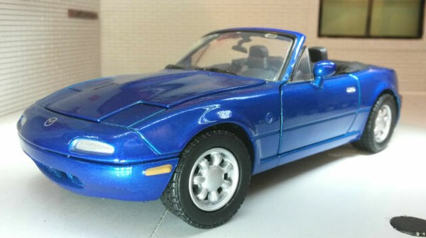 Motormax 1 24 MAZDA MX 5 Miata Diecast Model Car Blue 73262 for sale online | eBay