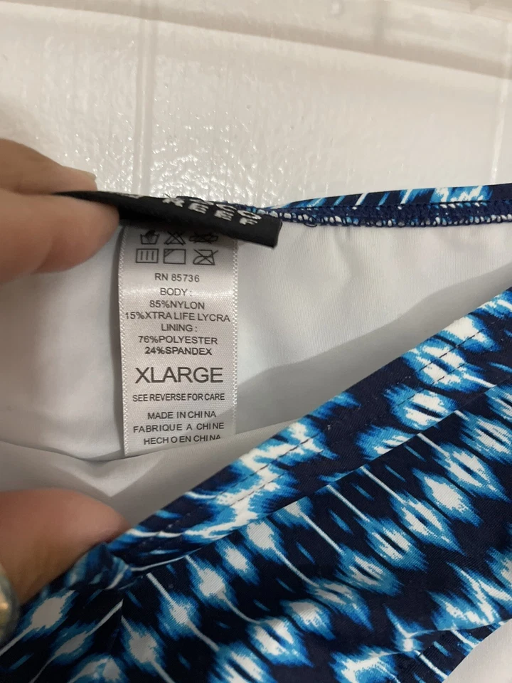 Coco Reef XL Bikini Bottom Swimsuit Navy & White NWOT - Image 3 of 4