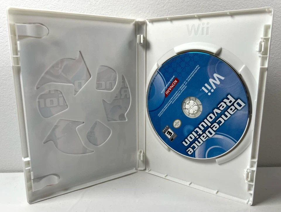 Dance Dance Revolution (Wii) - Image 3 of 3