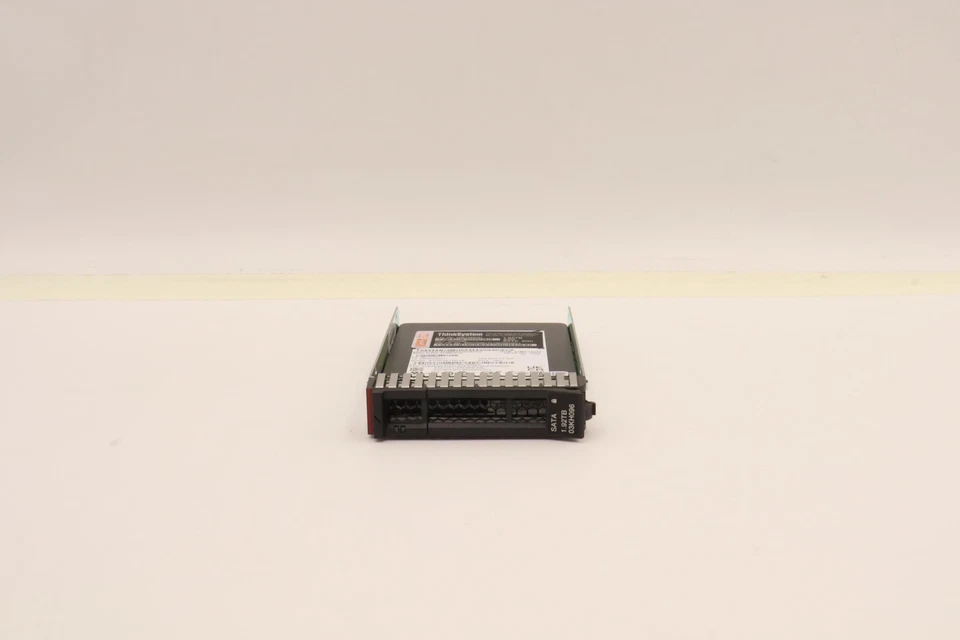 Lenovo ThinkSystem 4XB7A82291 2.5" 03KH096 1.92TB Mixed Use SATA 6Gb HS SSD - Image 4 of 4