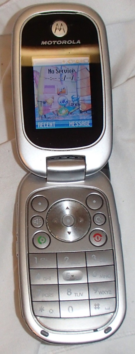 Motorola スマートフォン シルバー Original Motorola Razr v3xx Flip Cellphone Bluetooth Mobile Phone