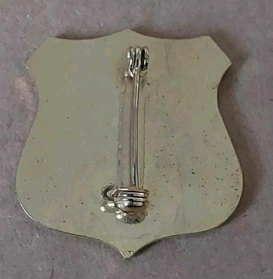 WHADDON BOWLING CLUB Vintage Collectors Enamel Pin Badge Bowls CHELTENHAM - Image 2 of 2