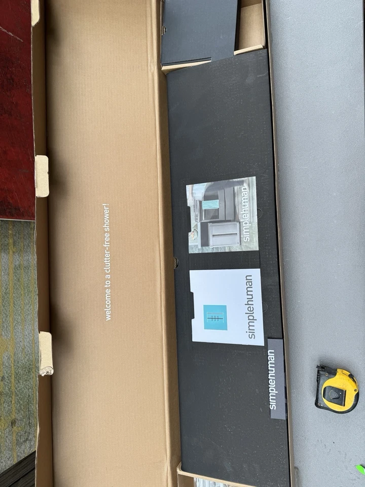 caddy de chuveiro simplehuman poste de tensão, estende 5 pés - 8 pés CP - Imagem 2 de 4