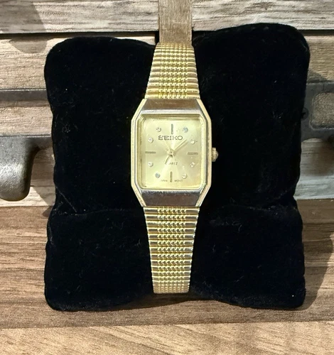 Vintage SEIKO Ladies Quartz Tank Dress Watch-Gold-Fully Working-Make an Offer