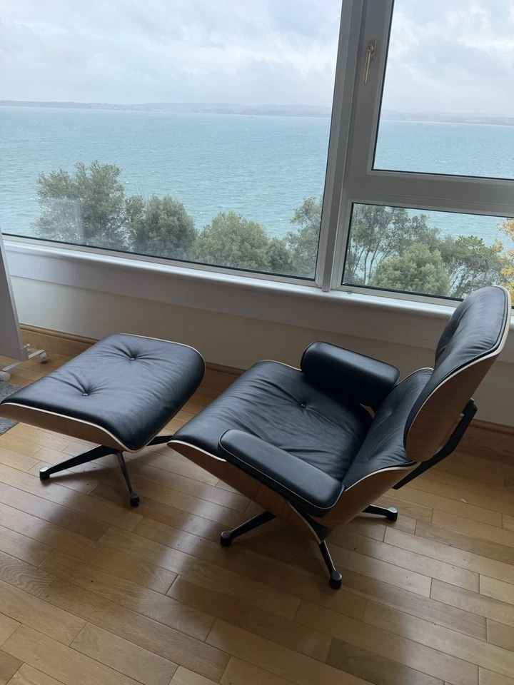 Vitra Eames Lounge Chair, photo 3 of 5