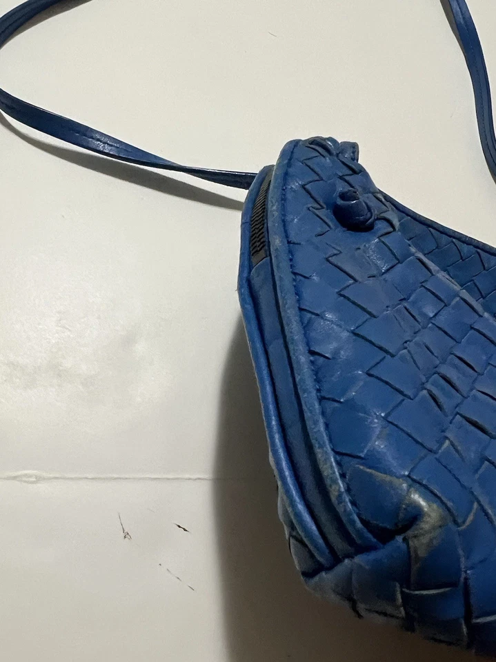 Womens Bottega Veneta Blue Intrecciato Crossbody Leather Shoulder Bag Check Pics - Image 4 of 4