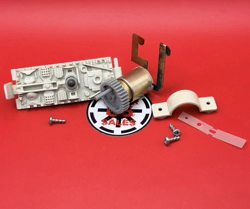 TESTED Vintage Star Wars MILLENNIUM  FALCON 1979 Motor W/Hatch Cover & Screws