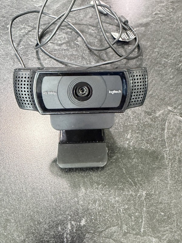 Logitech Video Streaming Webcam Computer/Desktop HD 1080p Recording - Black