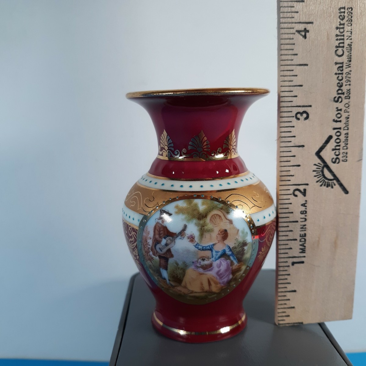 JWK KARLSBAD Beehive Mark 1930-1945 Love Story Small JWK KARLSBAD Beehive Mark 1930-1945 Love Story Small