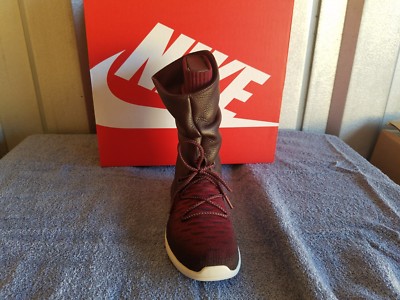 Special Nike W Roshe two hi fly knit
