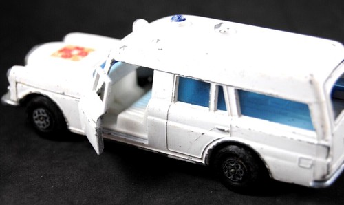 Various MATCHBOX SPECIAL SPEED SUPER KINGS AMBULANCE PORSCHE RANGE ROVER Mix Lot - Picture 26 of 123