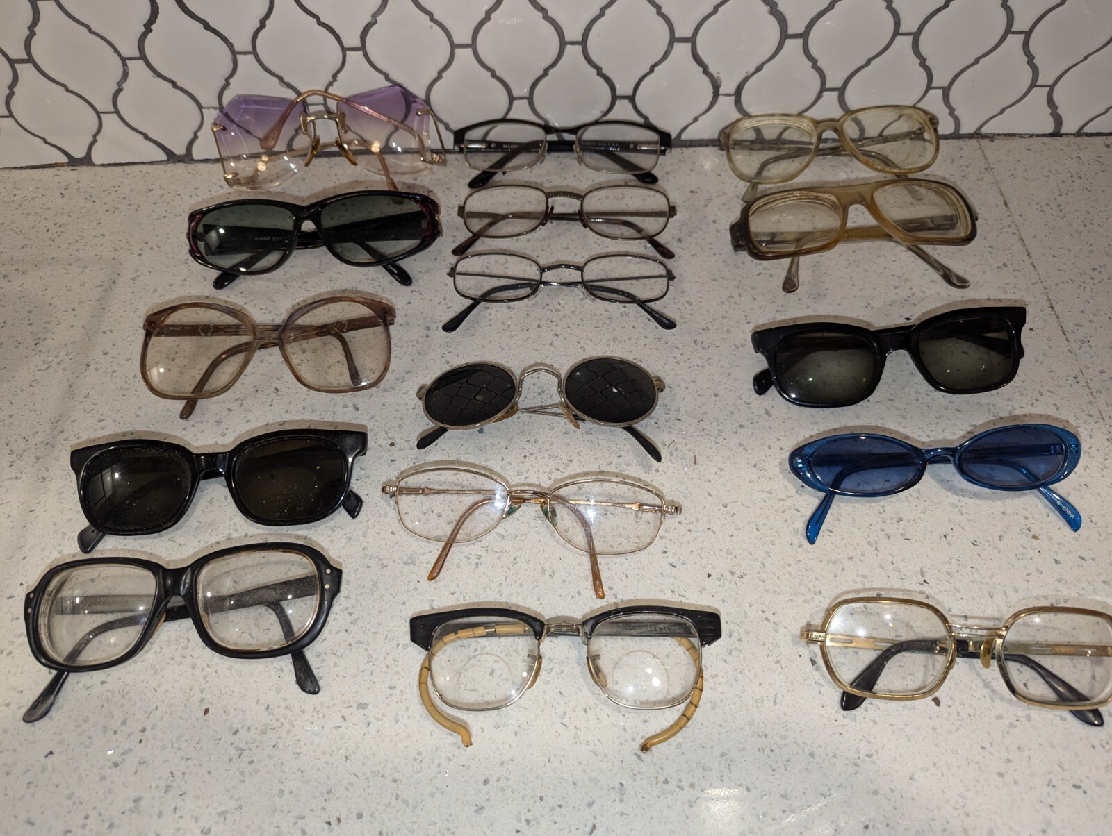 Lot Of 16 Vintage Eyeglasses & Sunglasses