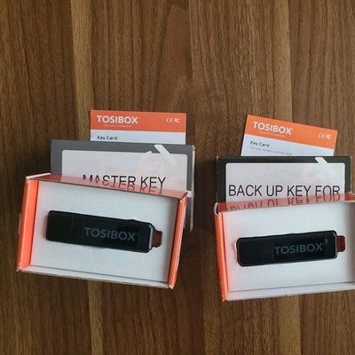 Tosibox Key TBK2 4GB USB Typ-A Schwarz Intelligent Encryption Key + Backup.