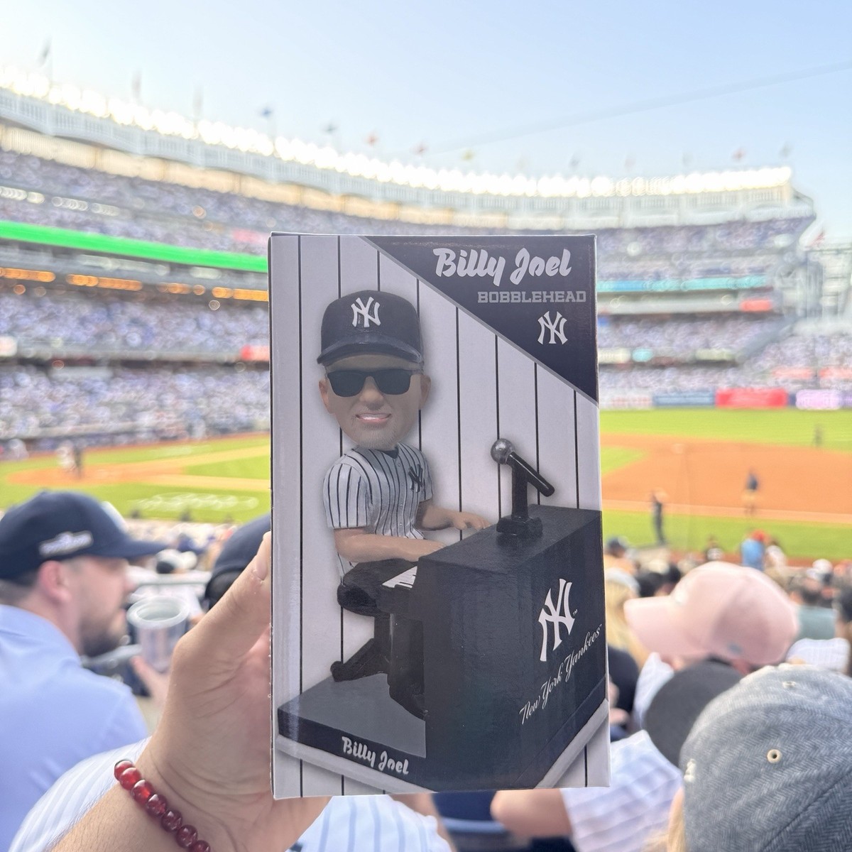 2025 NEW YORK YANKEES BILLY JOEL PIANO MAN BOBBLEHEAD SGA 7