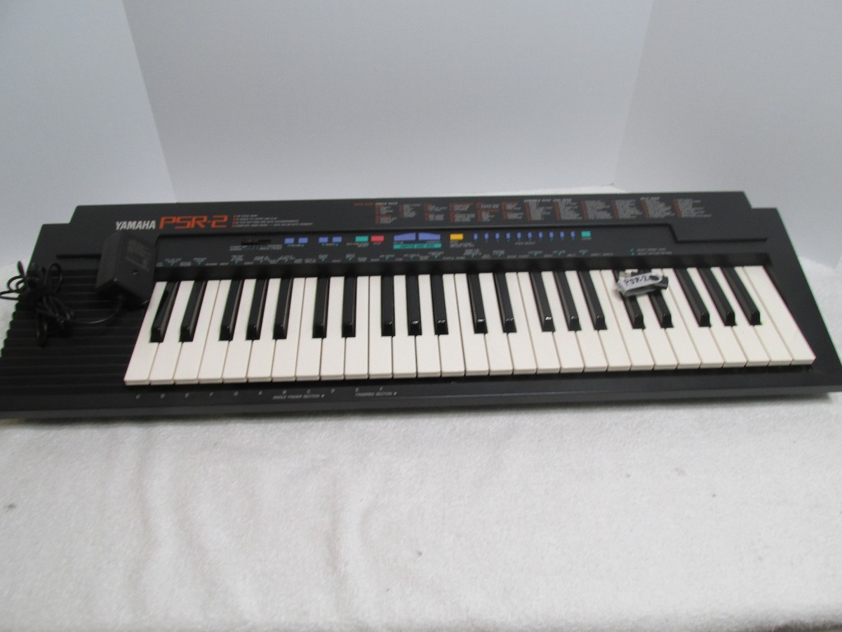 YAMAHA　キーボード　PSR-2 Yamaha 49 Key PSR2 Electronic Keyboard With Original Adapter for