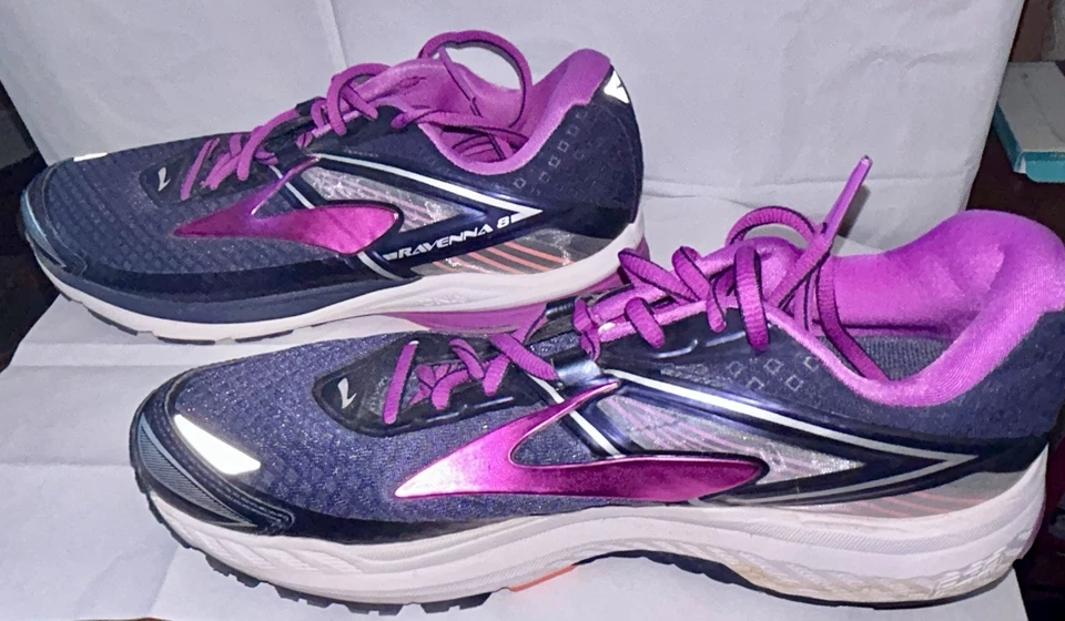 Brooks Ravenna 8 Women’s Running Shoe 9.5 Purple/Pink/ Black–Excellent Condition - Image 3 of 4