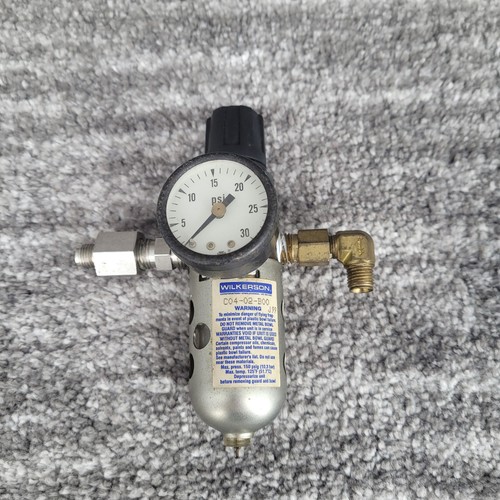 Wilkerson C04-02-B00 Air Filter Regulator 30 PSI USG Gauge Swagelok Fittings