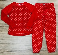 Women  s Long Sleeve Crewneck 2-pc Plush Pajama Pant Set Snowflake Red size S