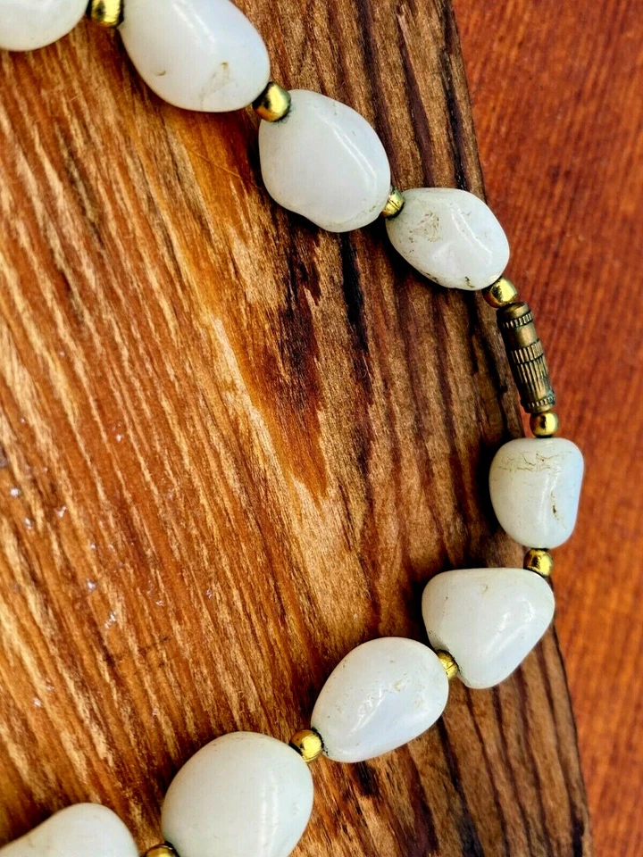 Vintage Necklace Agate White Natural Gemstone Gold Inserts 72cm long - Image 3 of 4