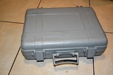 Underwater Kinetics Tundra Model 718 Gray Protector Case with Foam Inserts 515a2